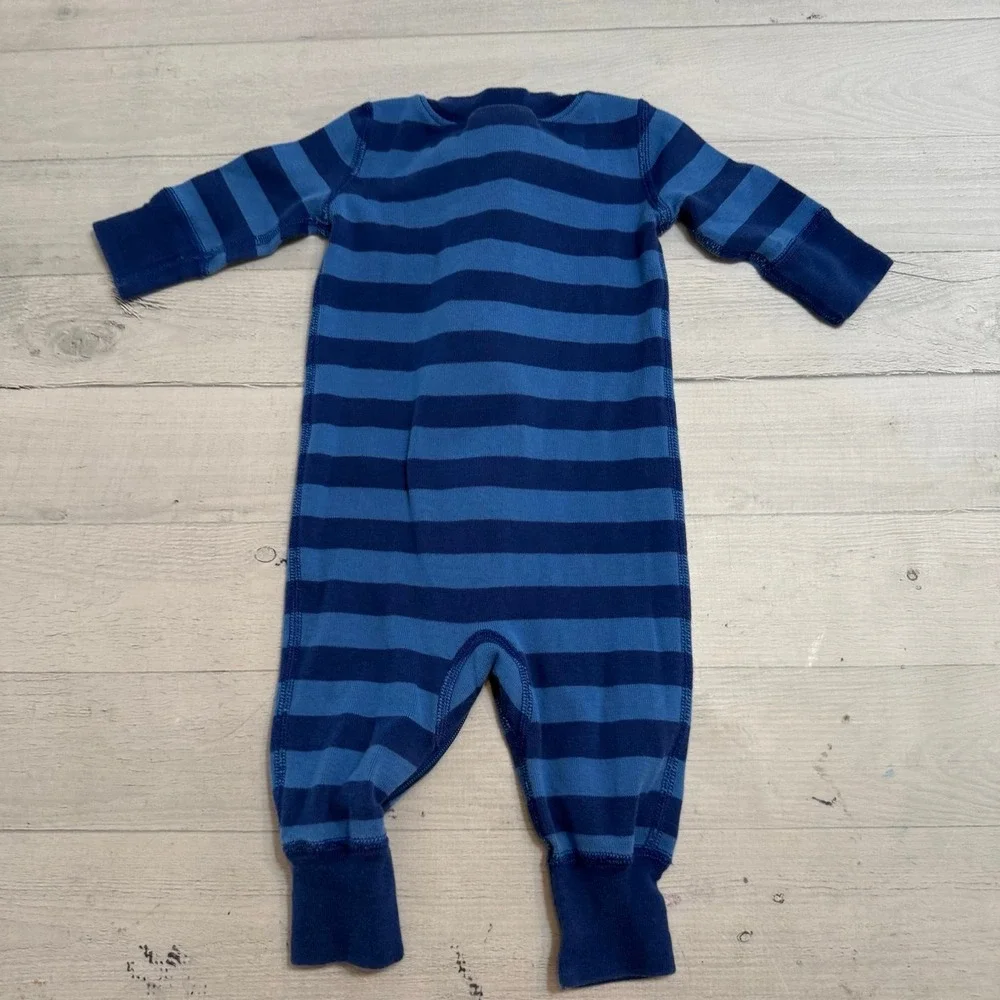 Hanna Andersson baby one piece footless pajamas blue stripes 50 0-3‎ months